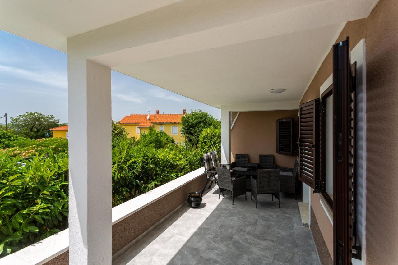 Smiljana Apartments Klimno Exterior photo